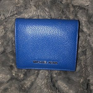 😍💙Michael Kors- Jet Set Travel Leather Wallet❗️